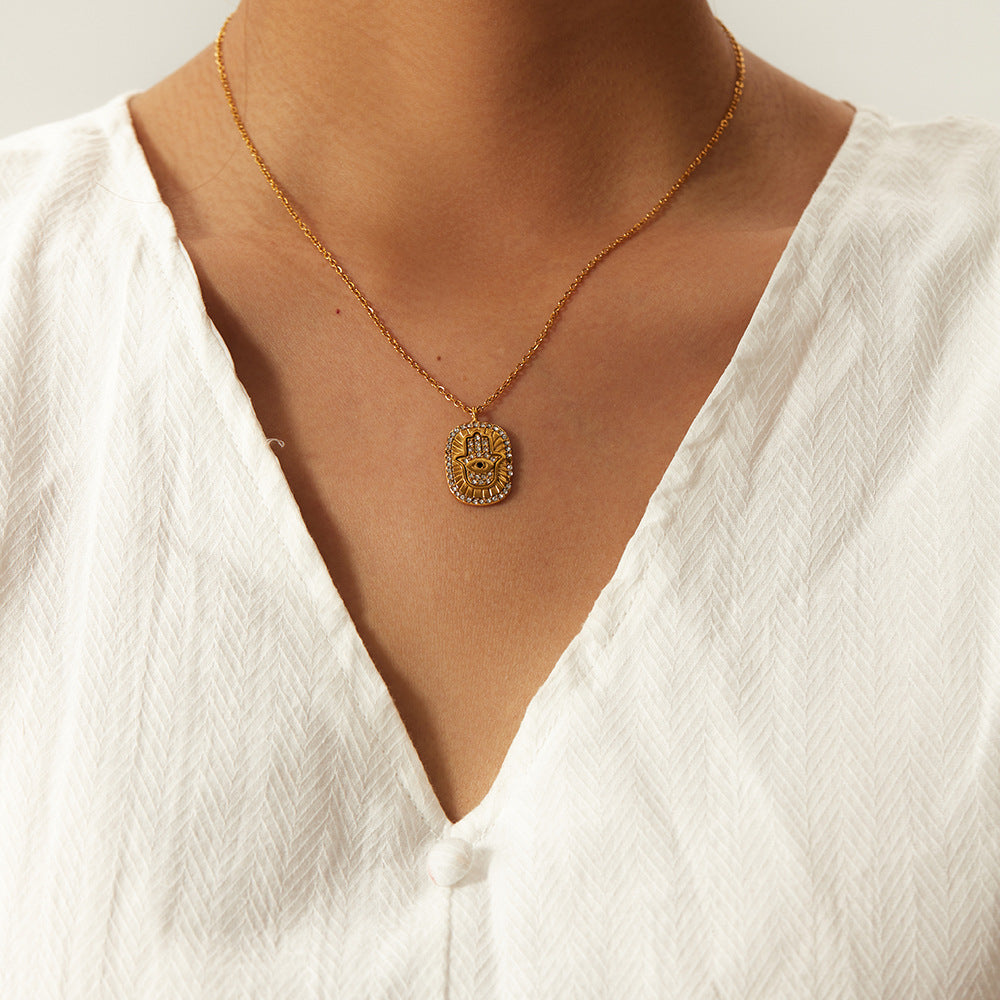 HAMSA NECKLACE