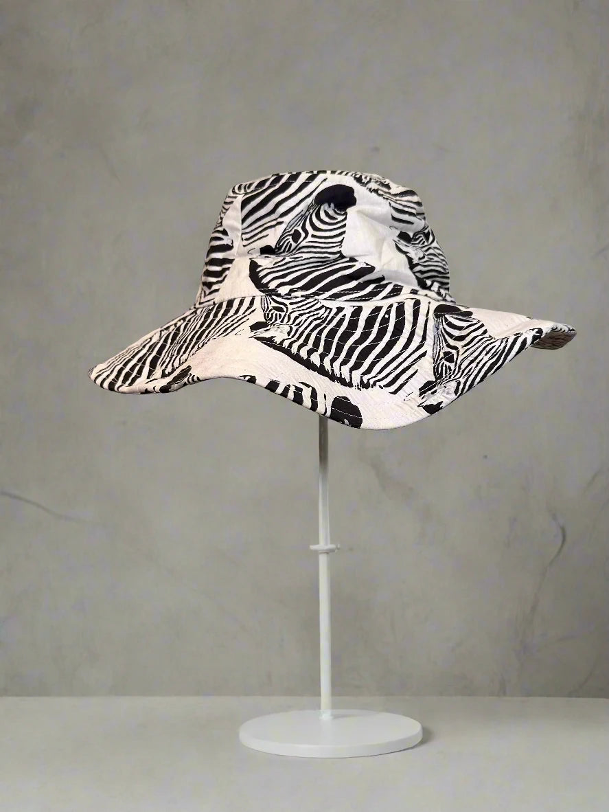 ZEBRA BUCKET HAT